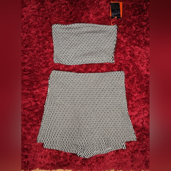10. NWT SIMON MILLER CHECKERBOARD TUBE TOP & SKORT SET - Picture 4 of 7